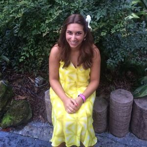 Meet your Posher, Alexis